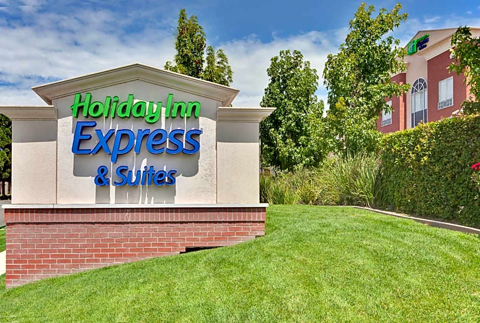 Holiday Inn Express Hotel & Suites Ontario Airport-Mills Mall By IHG