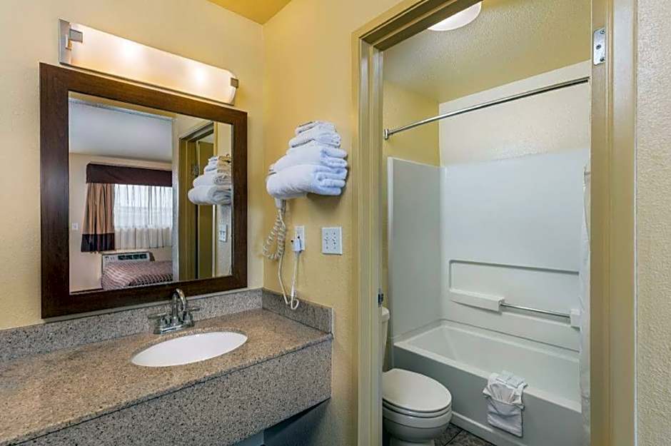 Key Inn And Suites