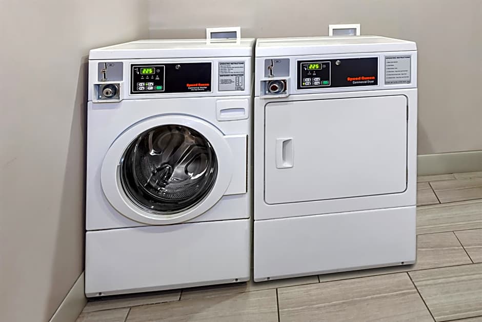 Holiday Inn Express Hotel & Suites Chicago South Lansing By IHG