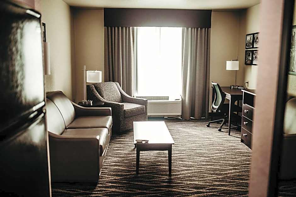 Cobblestone Hotel & Suites International Falls