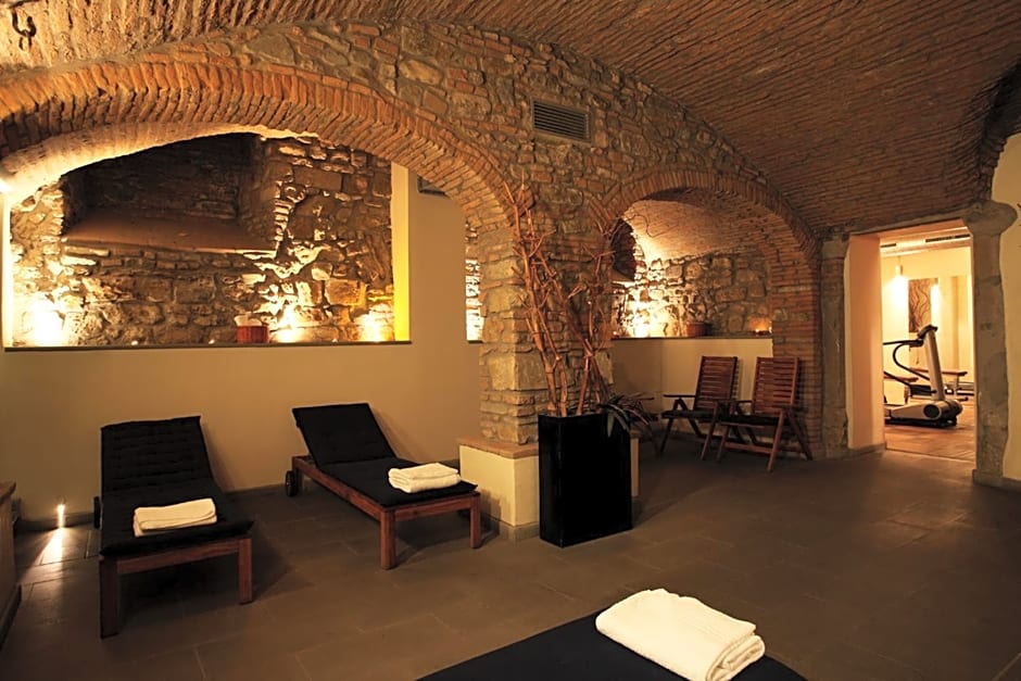 Borghese Palace Art Hotel