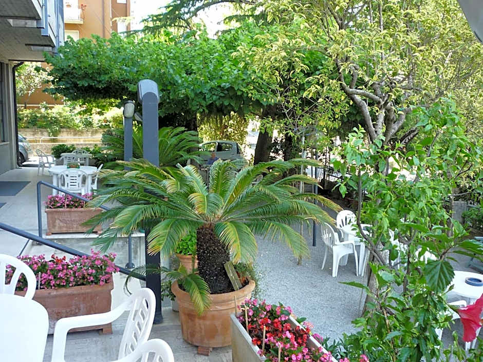 Hotel Montecarlo
