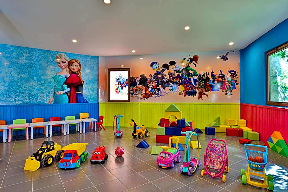 Crystal Prestige Pearl Collection