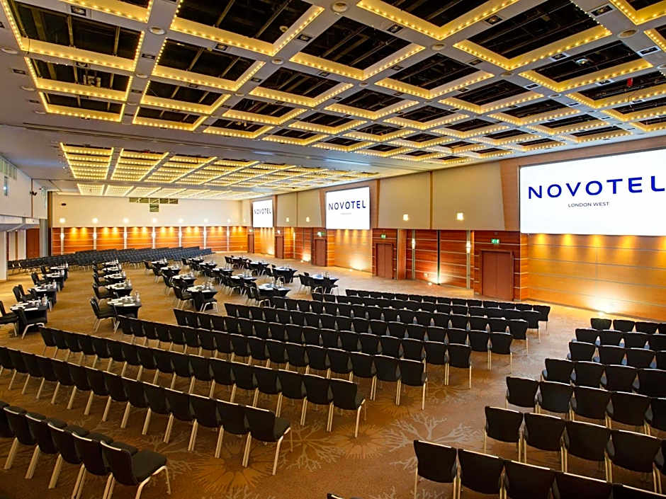 Novotel London West