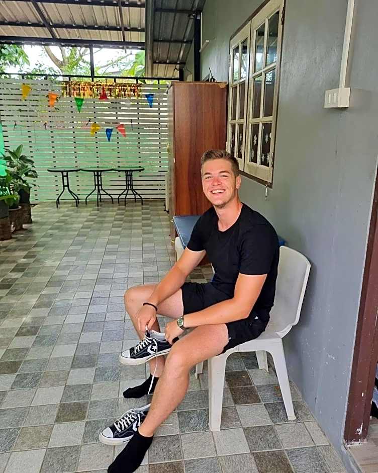 Backpack Hostel Kohyaoyai