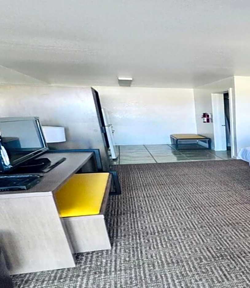OYO Hotel Pearsall I-35 East