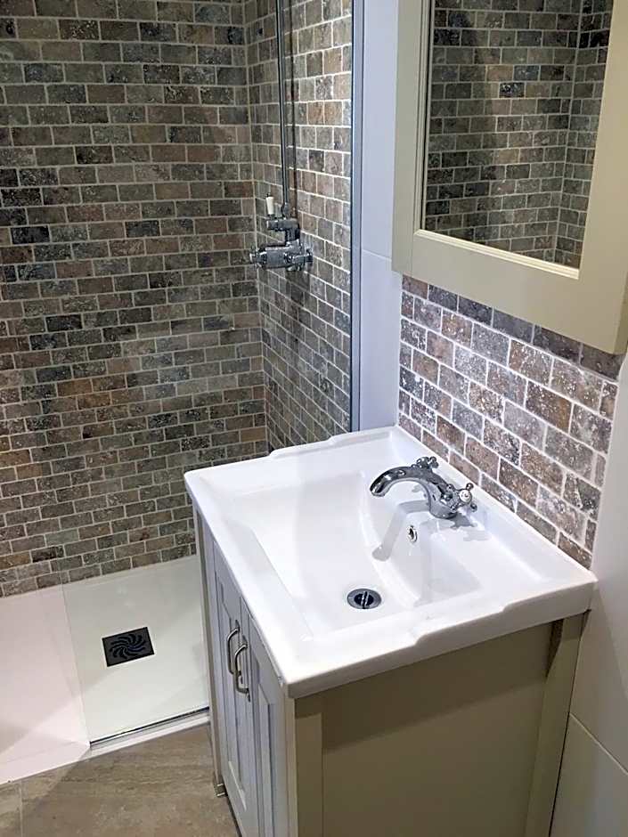 Greyhound Inn Wilton