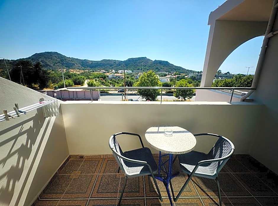 Peter's Place Studios & Suites