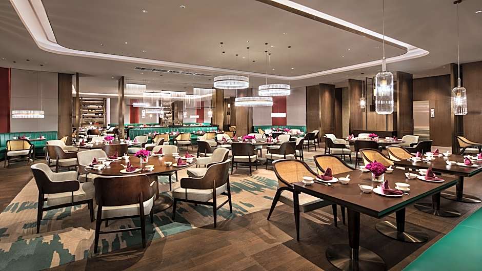 Xiangxi Crown International Hotel