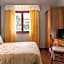 Hotel Casolare Le Terre Rosse