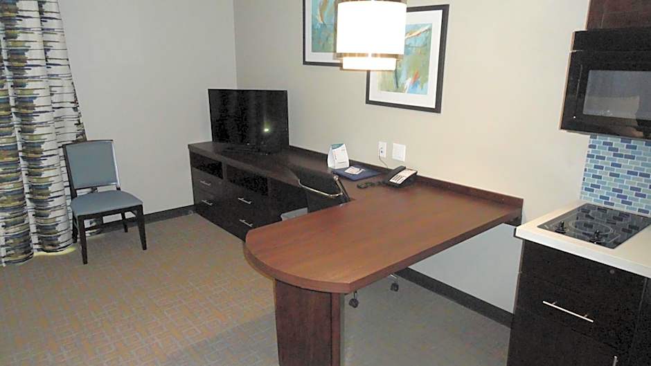 MainStay Suites Midland