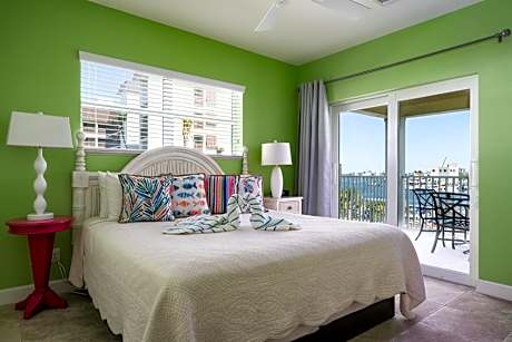 Harbour House at the Inn 306