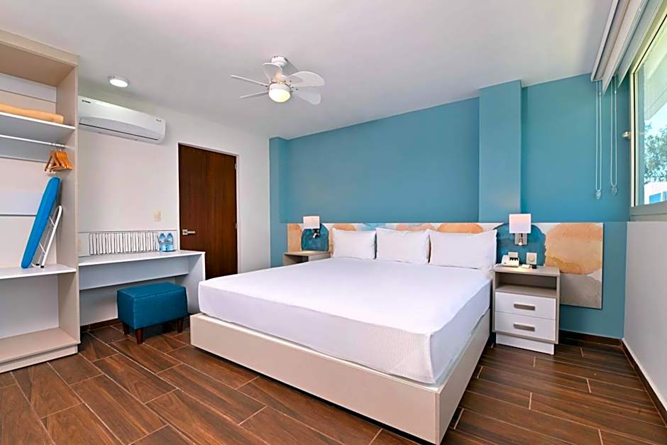 Vista Express Guadalajara Expo SureStay Collection by BW