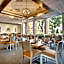 Holiday Inn Westbury-Long Island By IHG