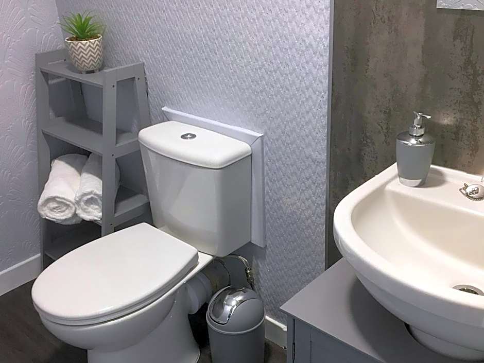 Highland Bridge Hotel