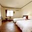 Yawan Hotel