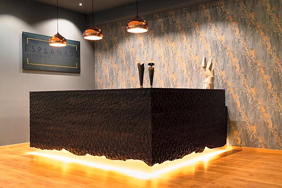 Hotel Esplanade
