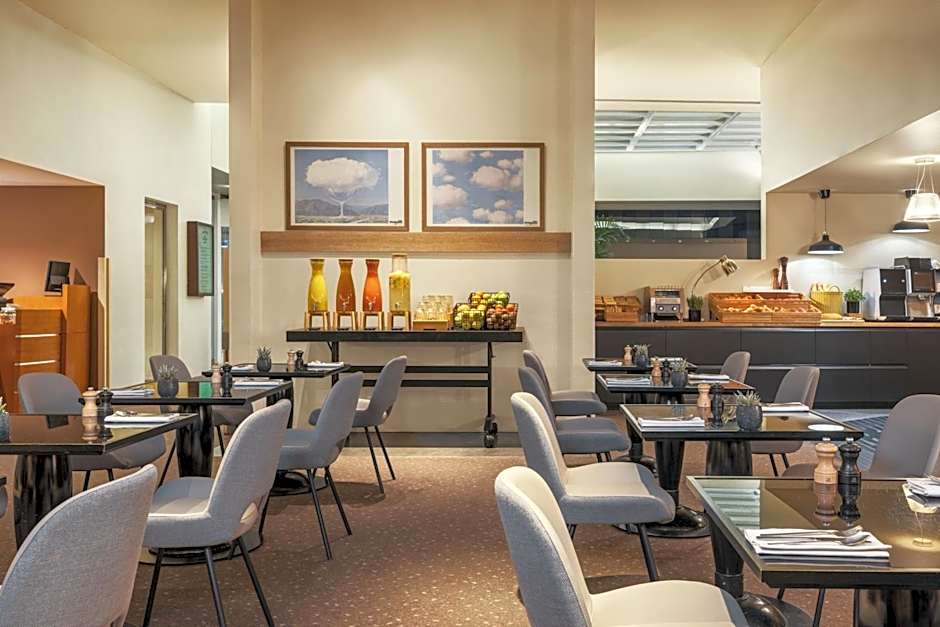 Sheraton Paris Charles de Gaulle Airport Hotel