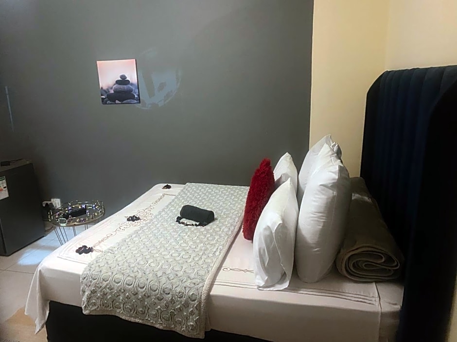 Warmbaths Thai Spa and Guest House