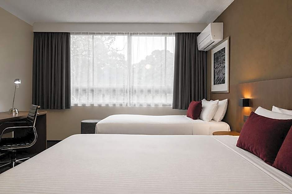 Mercure Sydney St Leonards
