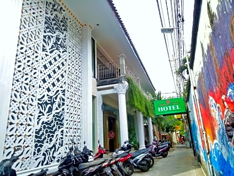 Malioboro Garden Hotel Yogyakarta