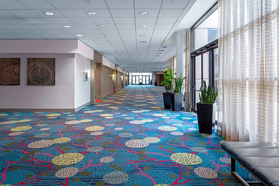 DoubleTree By Hilton Kansas City Overland Park