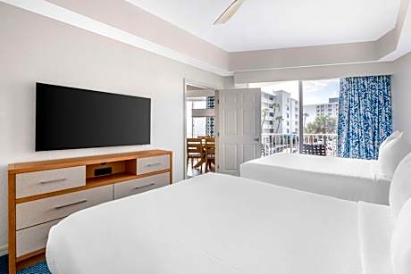 Two-Bedroom Suite with Balcony