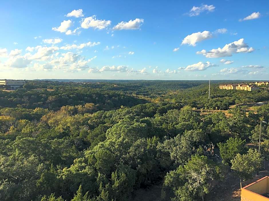 Holiday Inn Express & Suites Austin NW - Four Points By IHG