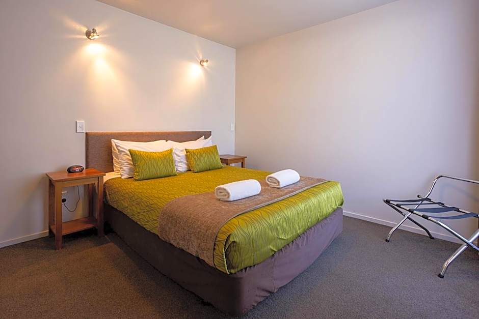 Alpine Glacier Motel