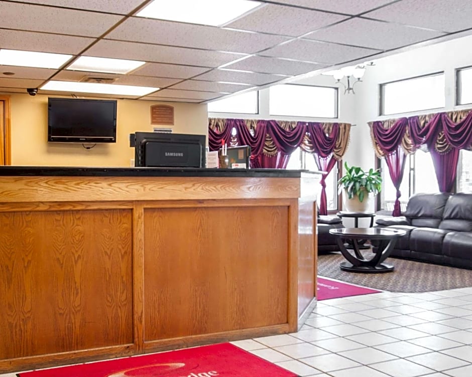 Econo Lodge Downtown North