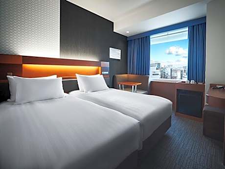 Standard Hollywood Twin Room B - Non-Smoking