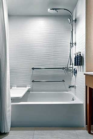 Room, 2 Queen Beds (Mobility Accessible, Tub)