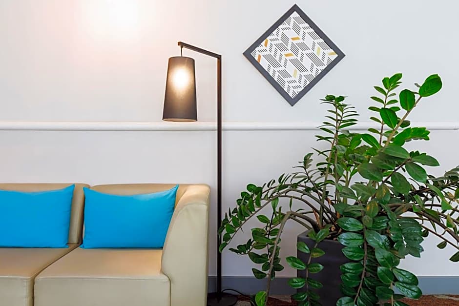 Holiday Inn Toulon City Centre By IHG