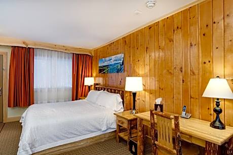 King Room with Mountain View