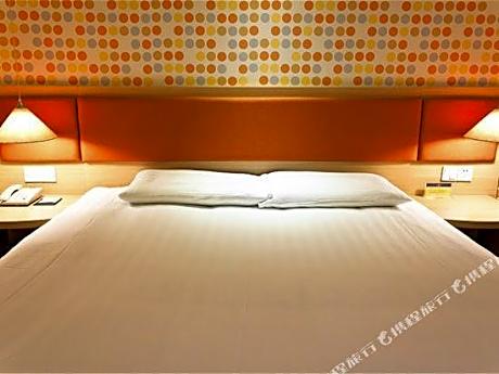 Home Inn·neo (Shiqi subway station store, ningbo airport )