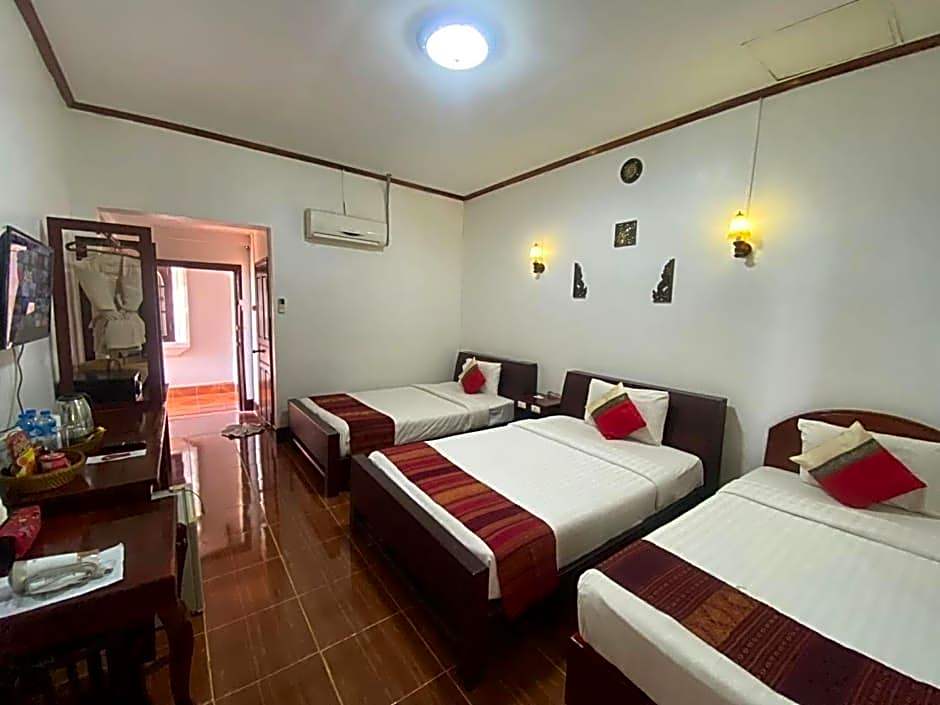 Vangsavath Hotel