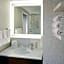 Hampton Inn & Suites Atlanta-Airport North