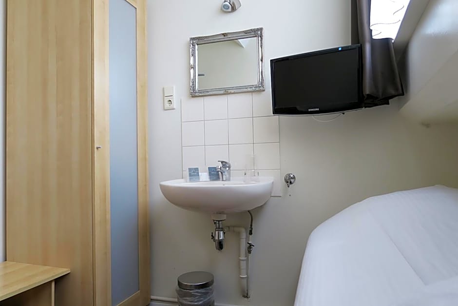 Hotel Carillon