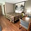 Super 8 by Wyndham Eureka/Six Flags Nearby