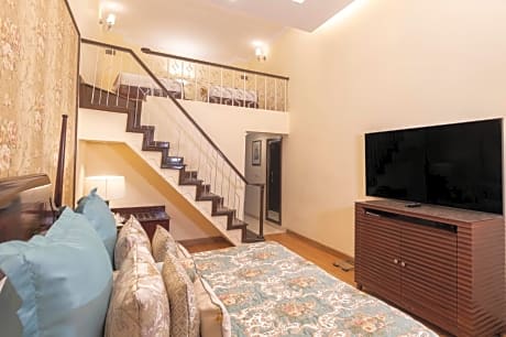 Family Duplex Suite with 20 % off on food, soft beverages and Spa along with free pickup and drop to Mall Road