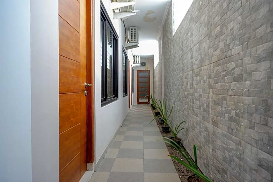 RedDoorz @ Jalan Majapahit Semarang