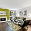 Beverly Hills Gem 1 BR Apt with Parking 218