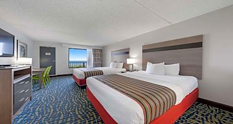 Queen Room with Two Queen Beds with Ocean View - Non Smoking