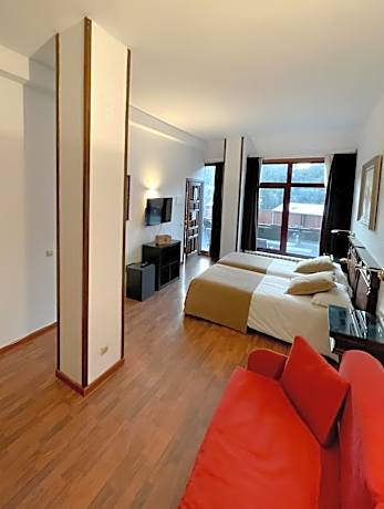 Twin Room with Extra Bed