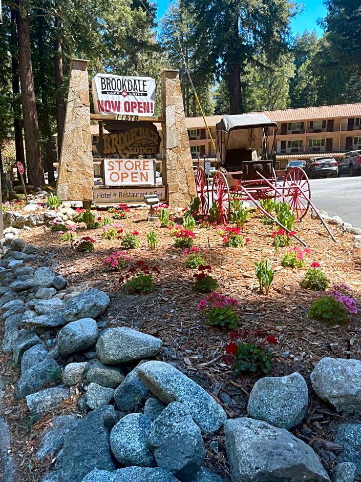 The Historic Brookdale Lodge