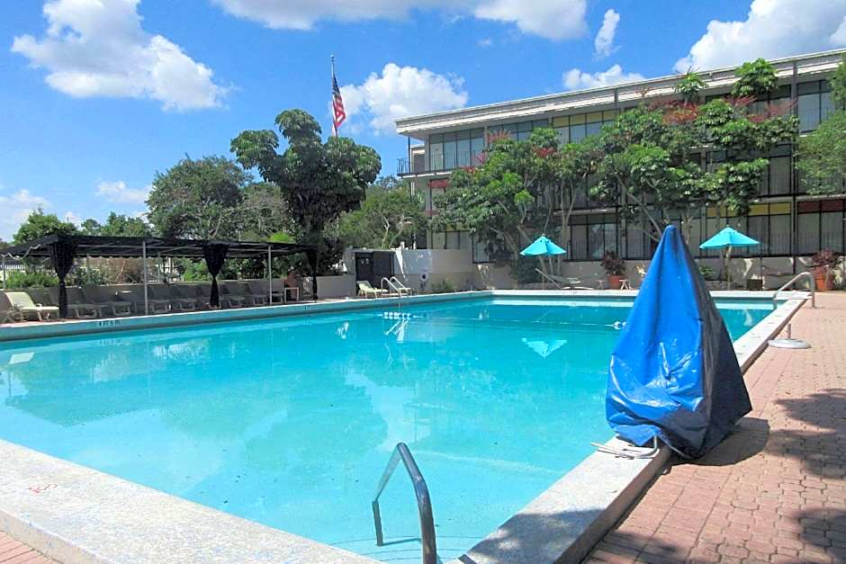 Quality Inn & Suites Conference Center