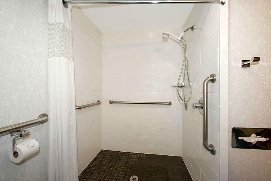 Hampton Inn By Hilton Gaffney