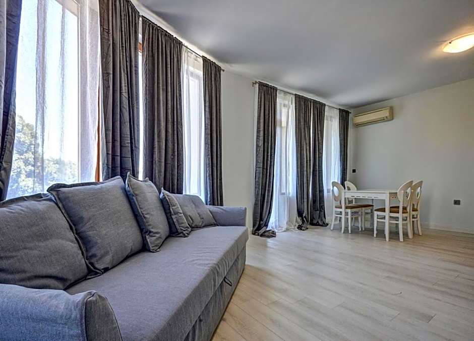 Continental Apartments