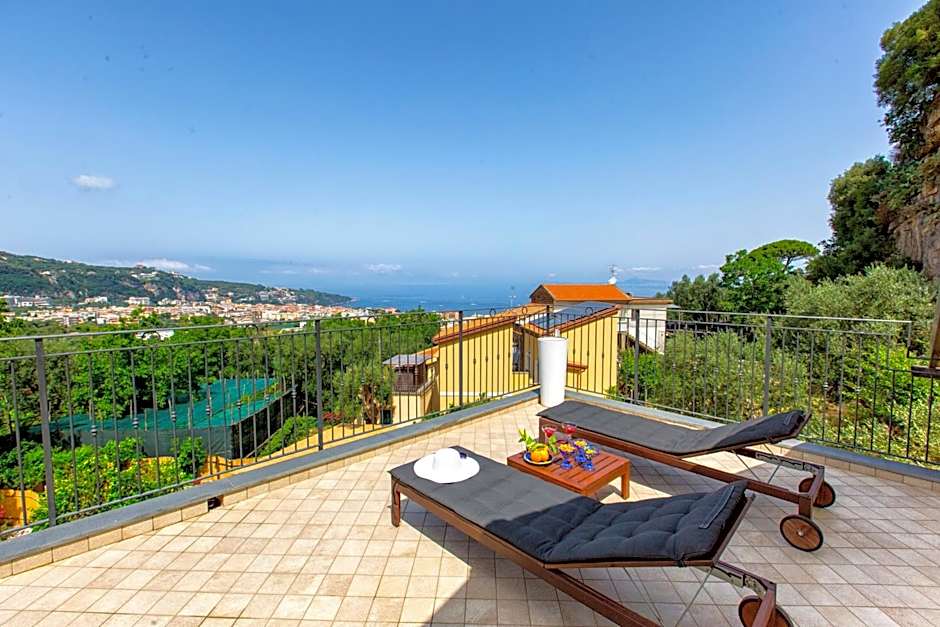 Eterea Charming Suites