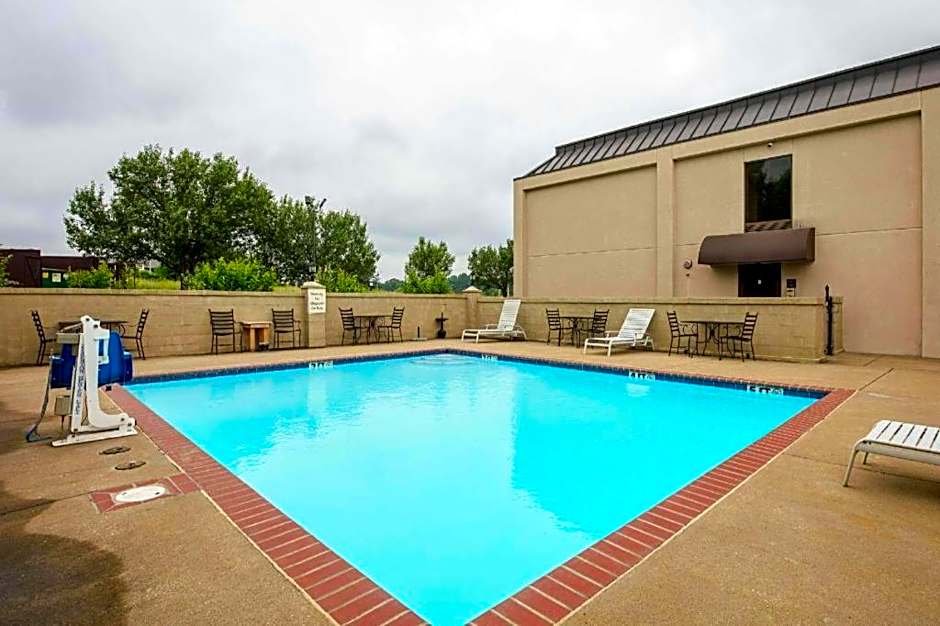 Quality Inn Holly Springs South